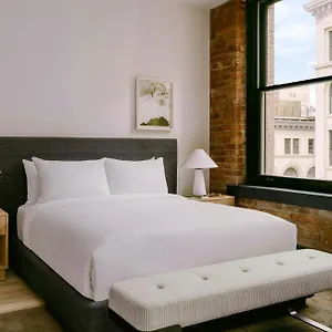 Sonder By Marriott Bonvoy Apollon Old 4*, Montréal Canada