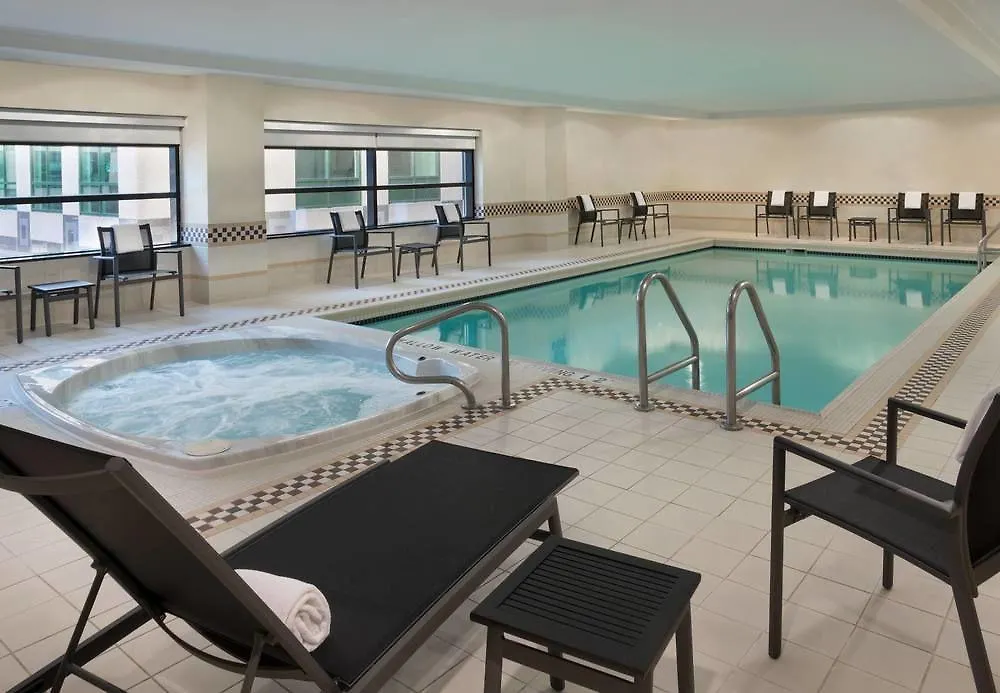 Residence Inn By Marriott Toronto Downtown / Entertainment District