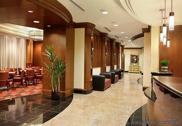 Residence Inn By Marriott Toronto Downtown / Entertainment District Otel
