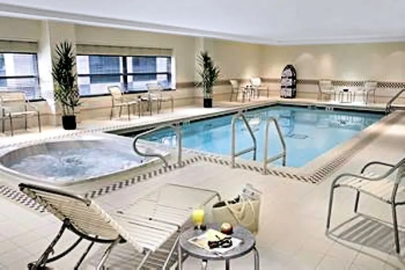 Residence Inn By Marriott Toronto Downtown / Entertainment District Otel