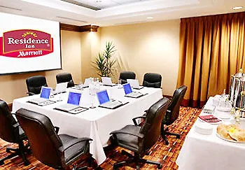 Residence Inn By Marriott Toronto Downtown / Entertainment District
