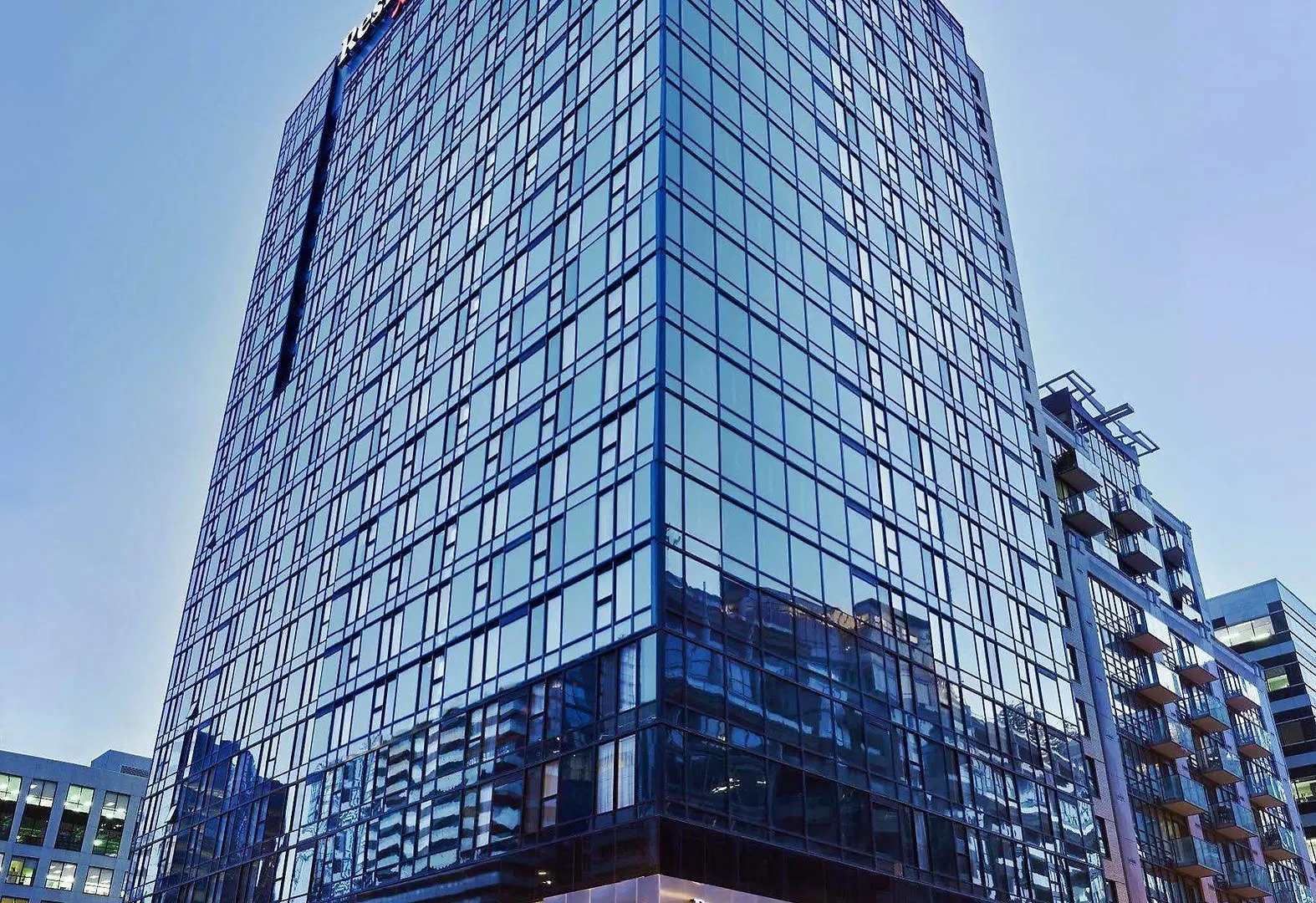 Residence Inn By Marriott Toronto Downtown / Entertainment District